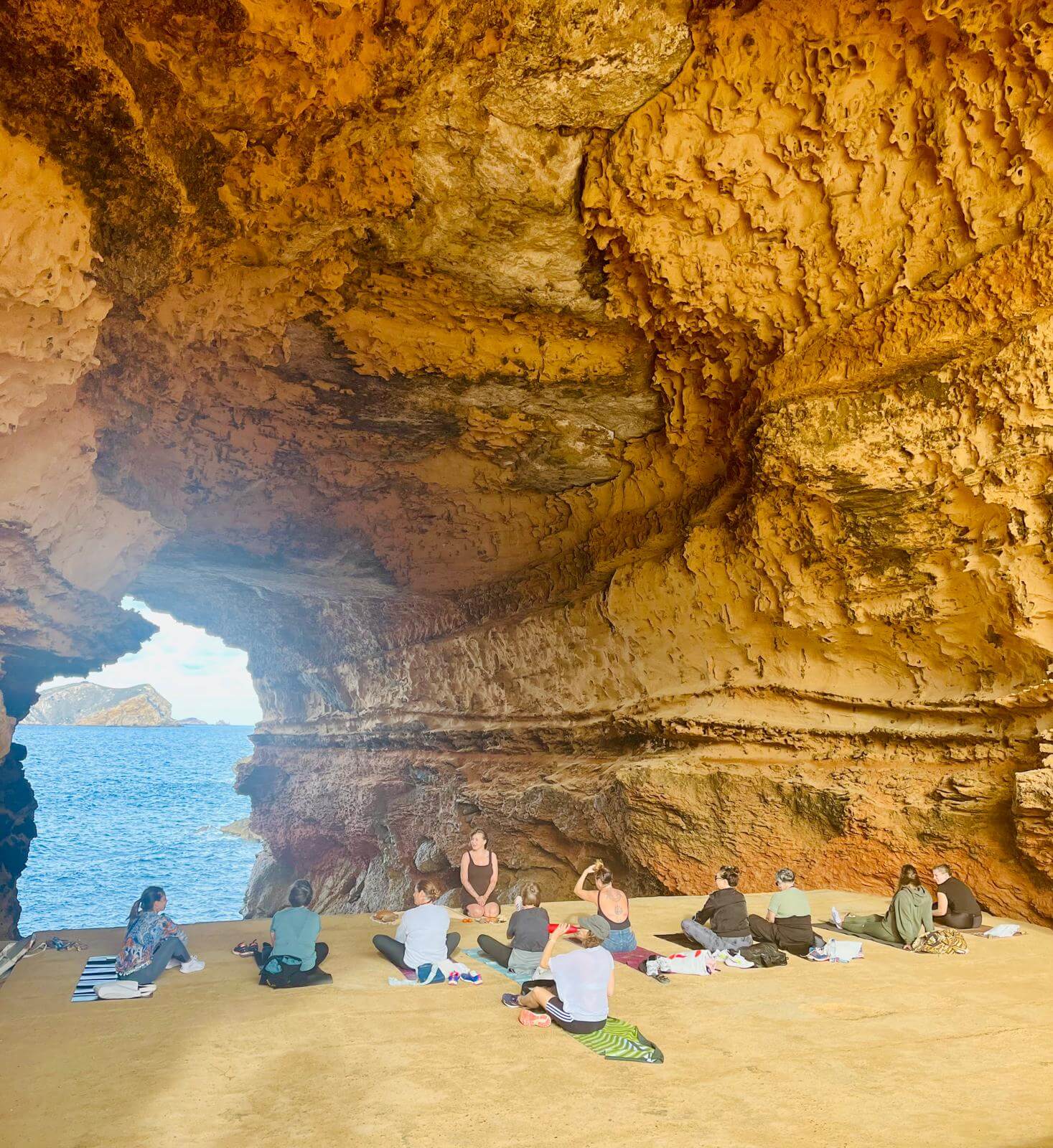 YOGA GROTTE IBIZA